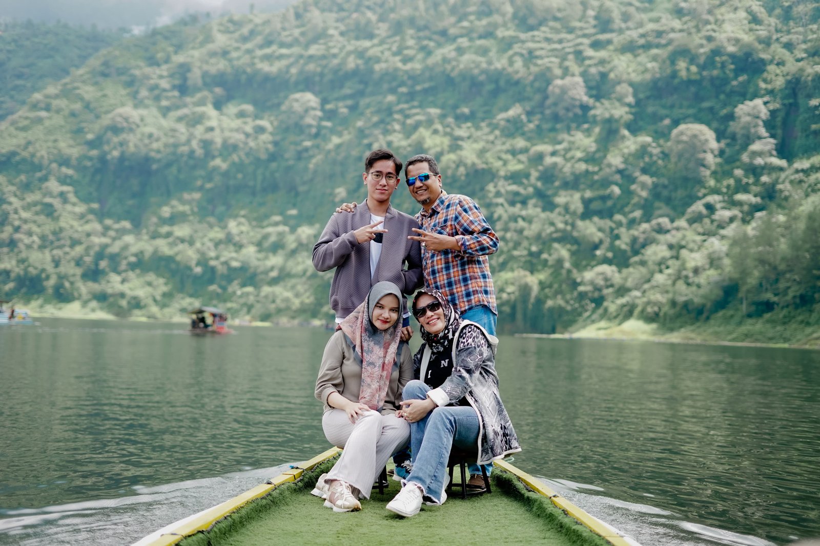 Explore Dieng 2D1N